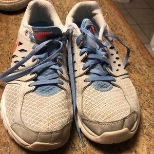Ladies Nike shoes
